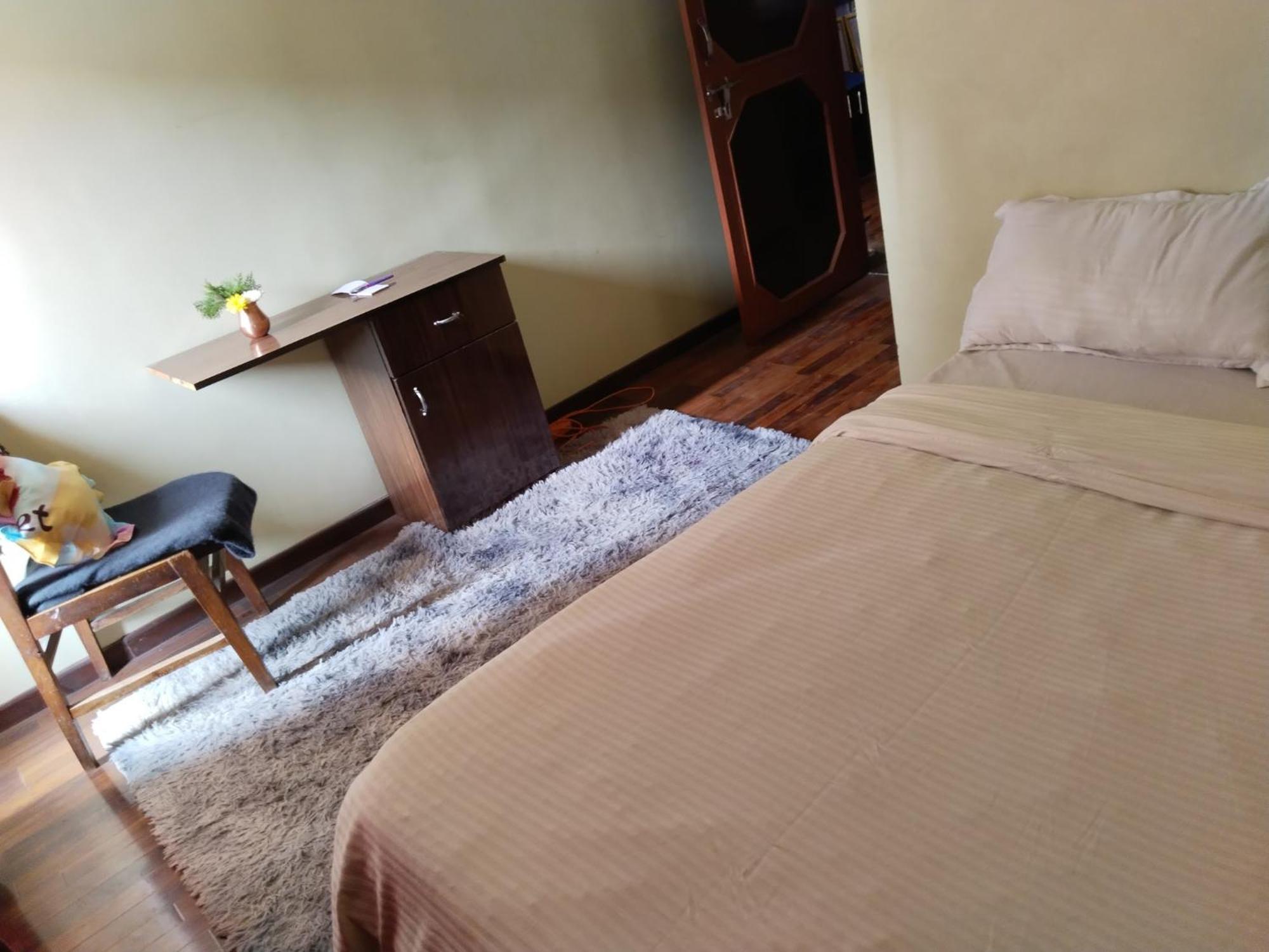 Kathmandu Airport View Hotel And Lodge Екстериор снимка