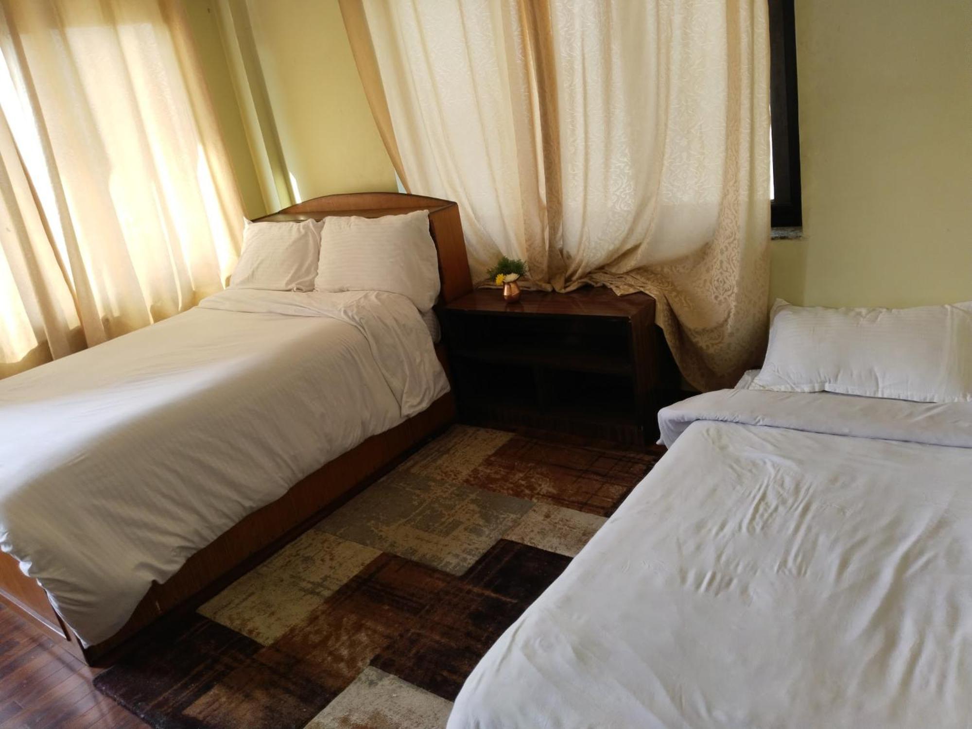 Kathmandu Airport View Hotel And Lodge Екстериор снимка